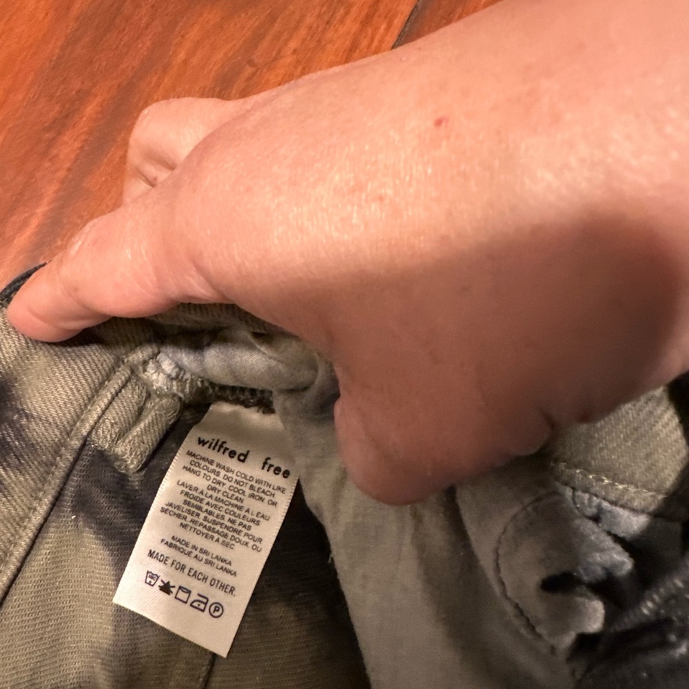 Stylish Green and Black Tie-Dye Women Jeans - Picture 14 of 15